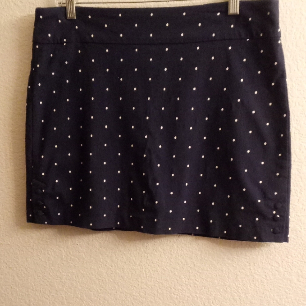 D.F.A. NEW YORK Black Polka Dot Skorts B27